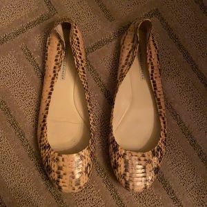 Vera Wang Lavender Label snake skin ballet slipper